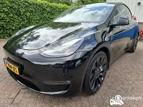 Tesla Model Y 2022