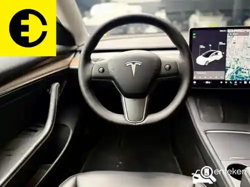Tesla Model 3 Standard Range Plus 2021