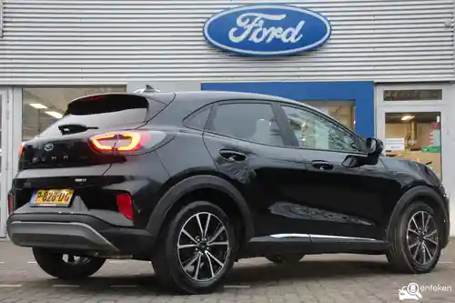 Ford Puma 1.0 EcoBoost Hybrid 2021