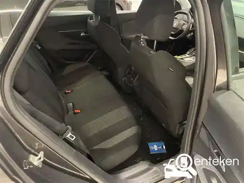 Peugeot 3008 1.2 PureTech 130 2022
