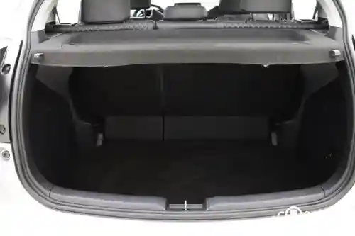 Mazda 2 Hybrid 2022