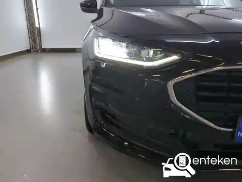 Ford Focus Turnier 1.0 EcoBoost Hybrid 2022