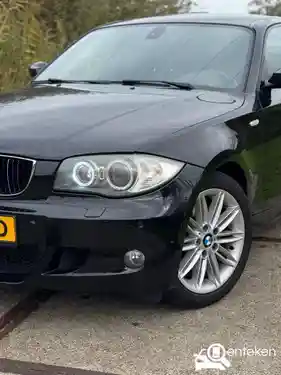 BMW 118i 2009