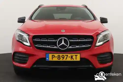Mercedes-Benz GLA 200 2020