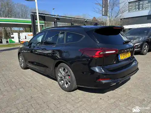 Ford Focus Turnier 1.0 EcoBoost Hybrid 2022