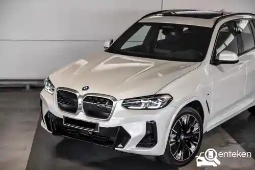 BMW iX3 2022