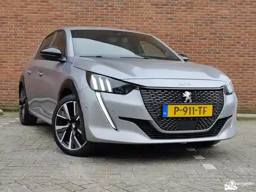 Peugeot 208 1.2 PureTech 100 2021