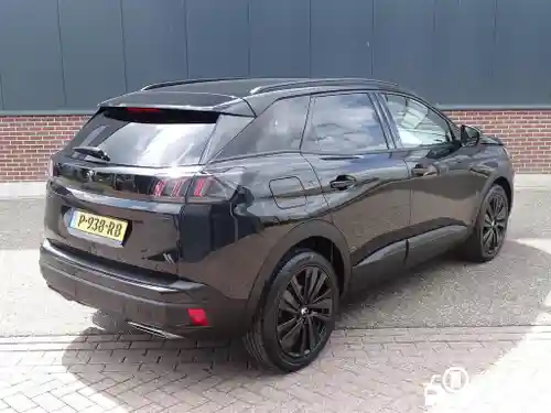 Peugeot 3008 1.2 PureTech 130 2021