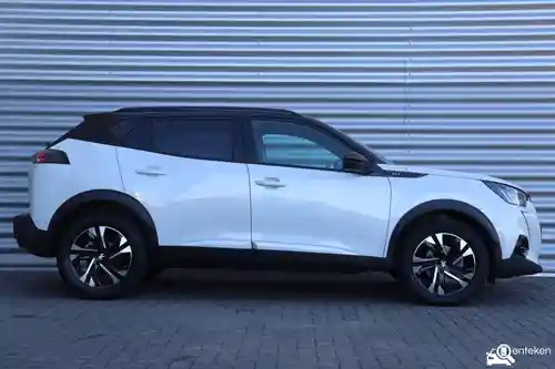 Peugeot 2008 1.2 PureTech 130 2022