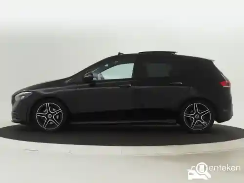 Mercedes-Benz B 180 2022