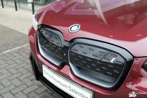 BMW iX3 2022