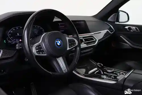 BMW X5 xDrive45e 2022