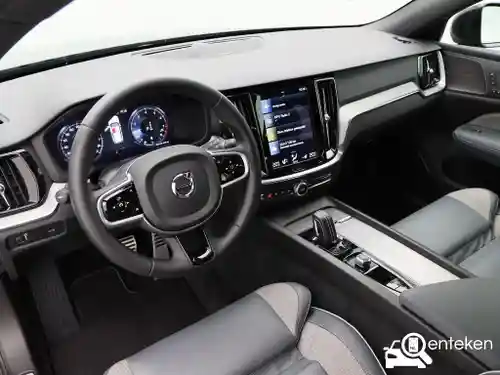 Volvo V60 B4 2022