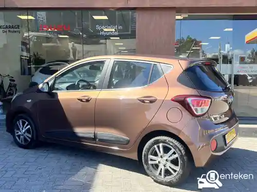Hyundai i10 1.0 blue 2018