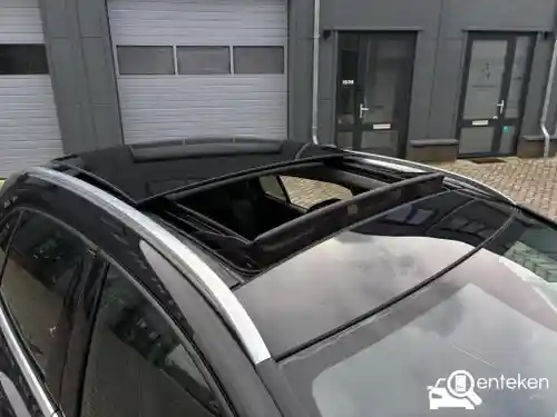 Mercedes-Benz GLA 180 2016