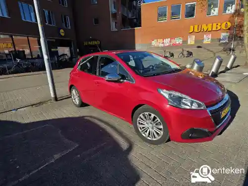 Peugeot 208 1.6 BlueHDi 100 2017