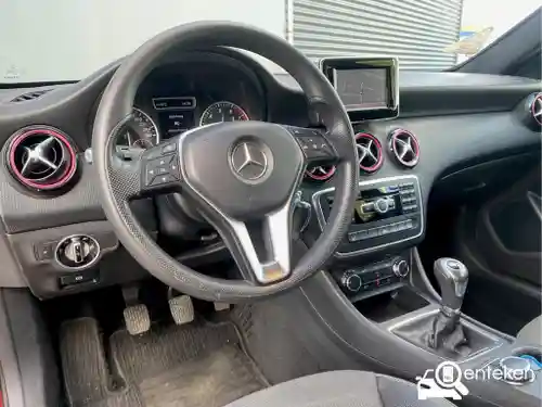 Mercedes-Benz A 180 2012