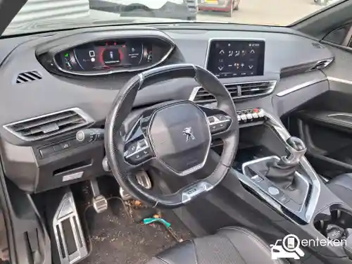 Peugeot 5008 1.2 PureTech 130 2017