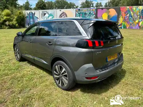 Peugeot 5008 1.2 PureTech 130 2017