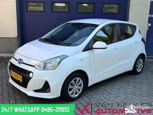 Hyundai i10 1.0 blue 2018