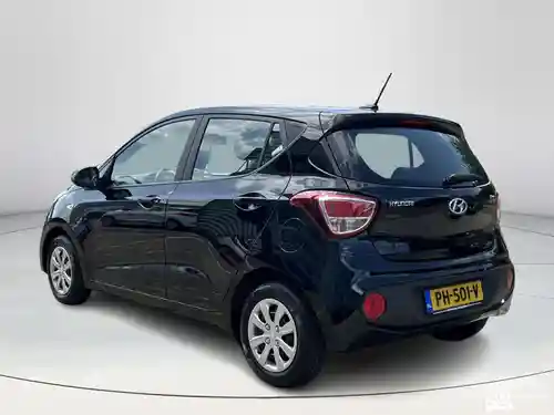 Hyundai i10 1.0 blue 2017
