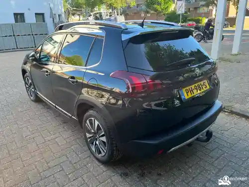 Peugeot 2008 1.2 PureTech 110 2017