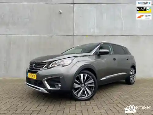 Peugeot 5008 1.2 PureTech 130 2017