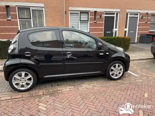 Peugeot 107 1.0 70 2010