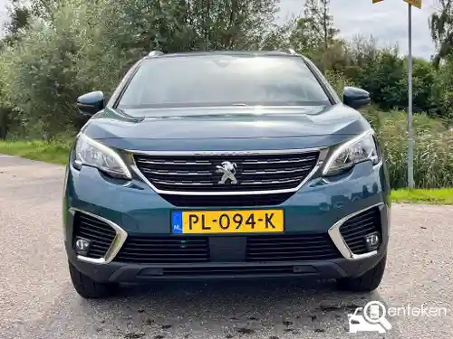 Peugeot 5008 1.2 PureTech 130 2017