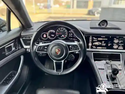 Porsche Panamera Turbo 2017