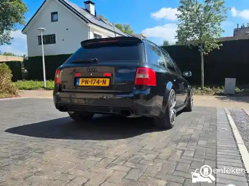 Audi RS6 Avant 2003