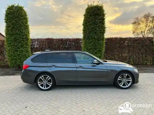 BMW 320d Touring 2013