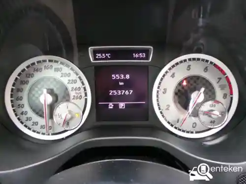 Mercedes-Benz A 180 2013