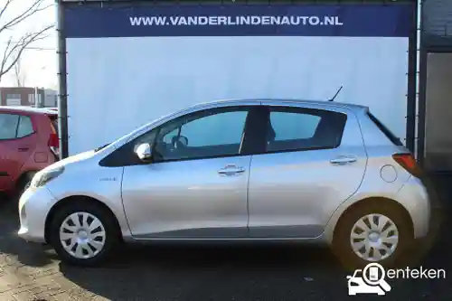 Toyota Yaris 1.5 Hybrid 2015