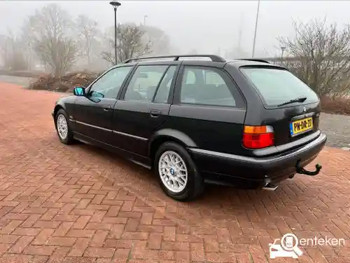 BMW 318i Touring 1996