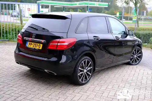Mercedes-Benz B 180 2017