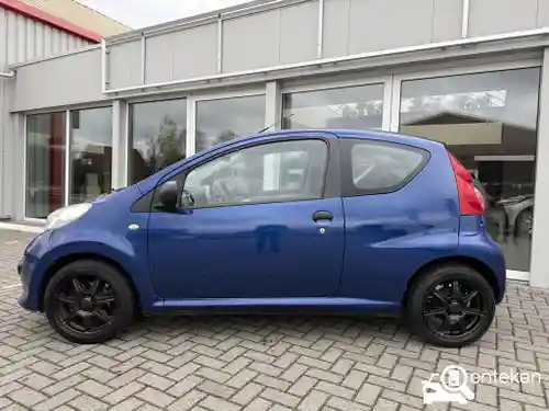 Peugeot 107 1.0 70 2008