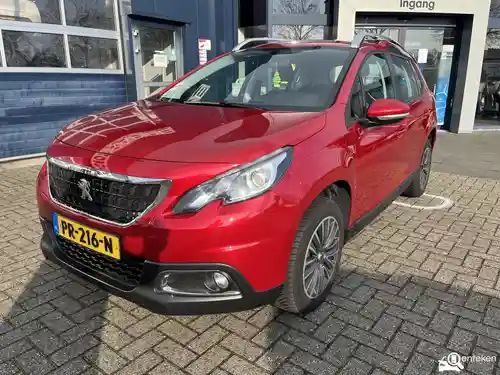 Peugeot 2008 1.2 PureTech 110 2017