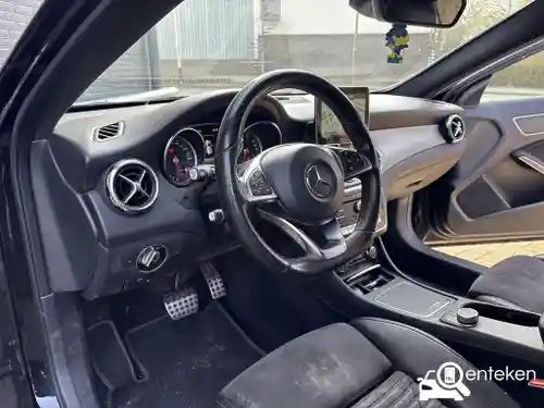 Mercedes-Benz GLA 180 2017