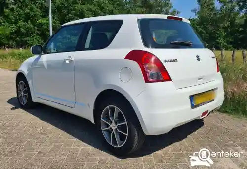 Suzuki Swift 1300 2009