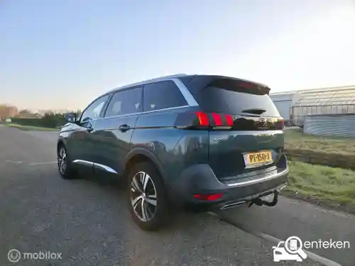 Peugeot 5008 1.6 THP 165 2017