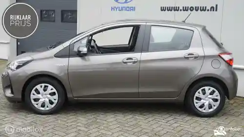 Toyota Yaris 1.5 Hybrid 2017