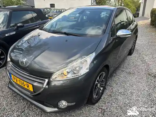 Peugeot 208 1.6 VTi 120 2012