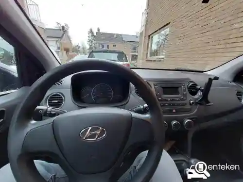 Hyundai i10 1.0 blue 2017