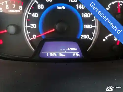 Hyundai i10 1.0 blue 2017