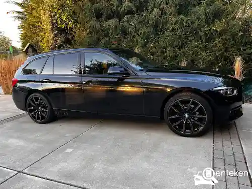 BMW 318i Touring 2017