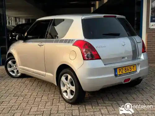 Suzuki Swift 1300 2010