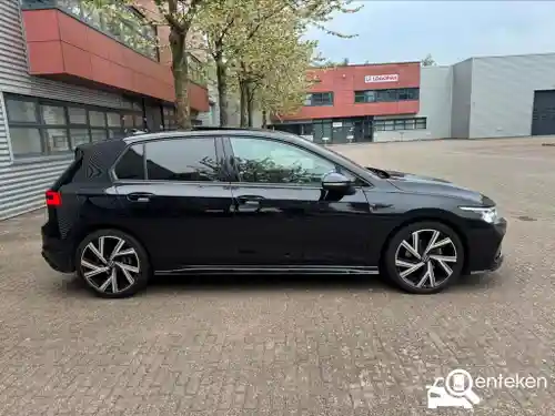 VW Golf 1.5 eTSI 2021