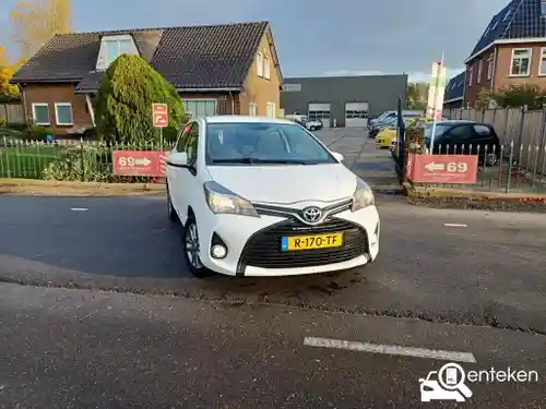 Toyota Yaris 1.0 2016
