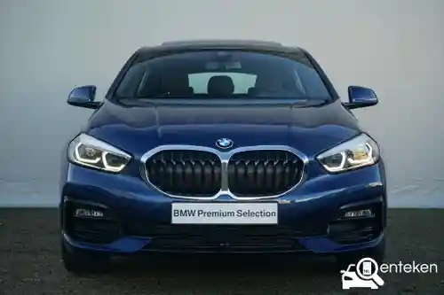 BMW 118i 2022